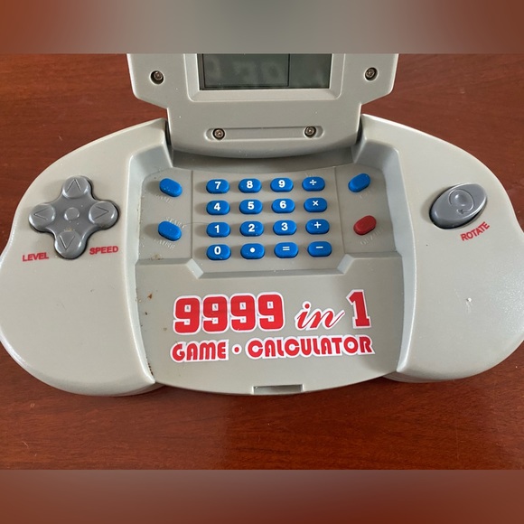 Vintage Game Calculator 9999 in 1 Game Calculator Retro Toy Tank Tested Working - Picture 5 of 6